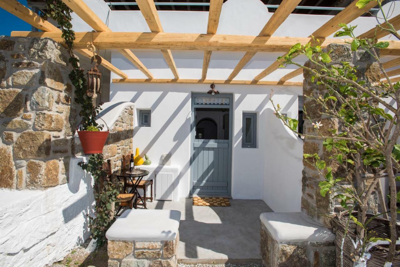 Aloni Studios Ano Mera Bagian luar foto