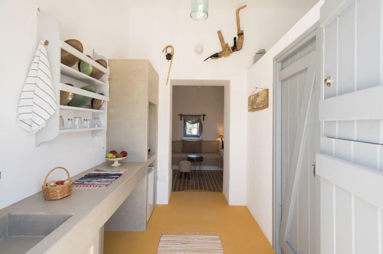 Aloni Studios Ano Mera Bagian luar foto
