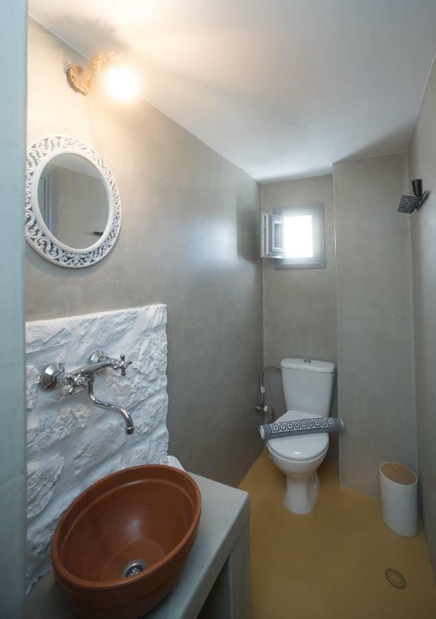 Aloni Studios Ano Mera Bagian luar foto