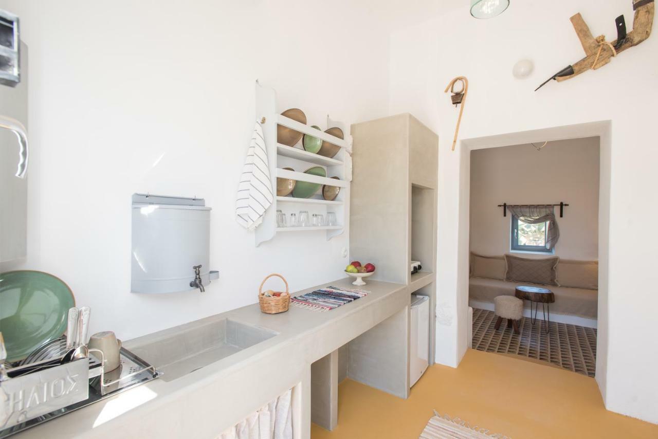 Aloni Studios Ano Mera Bagian luar foto